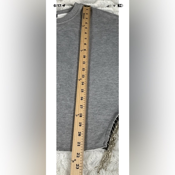 Rue 21 Women’s Size 3X Rhinestone Tasseled Gray Sweatshirt - Picture 7 of 8